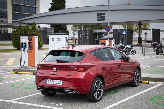 Punto de carga eléctrico.