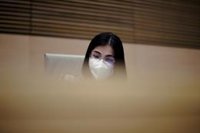 Darias hace una "llamada" a las comunidades autónomas para que amplíen las medidas contra el COVID-19 "todo lo posible"