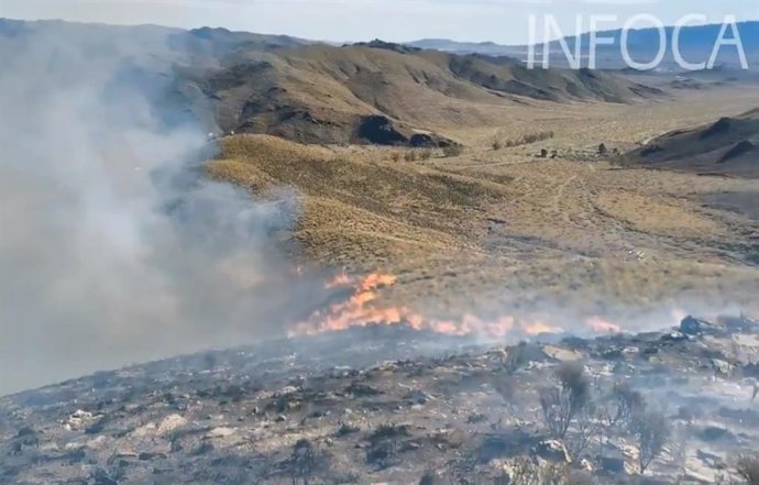 Incendio forestal en Castro de los Filabres (Almería)
