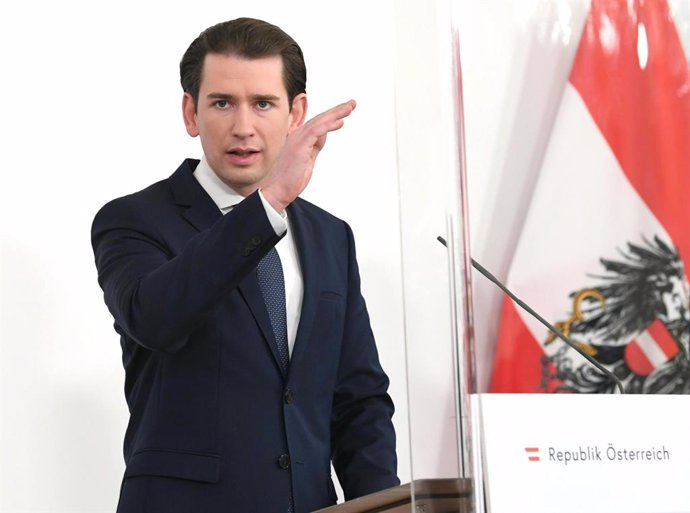 01 February 2021, Austria, Vienna: Austrian Chancellor Sebastian Kurz soeaks at a press conference after a meeting of with the provincial governors on the Coronavirus lockdown. Photo: Helmut Fohringer/APA/dpa
