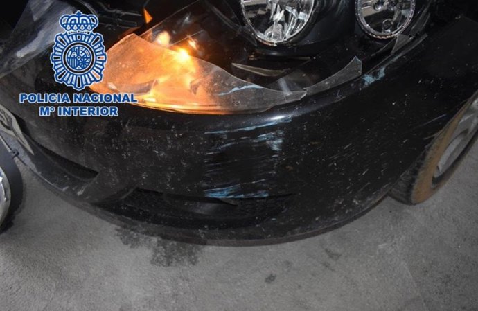 Detenido el conductor de un vehículo que trató de atropellar a varias personas.