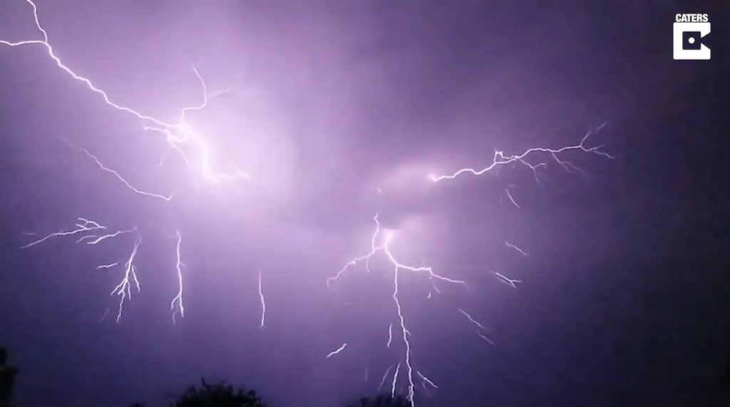 Teen captures a stunning slow motion thunderstorm from his Arizona home