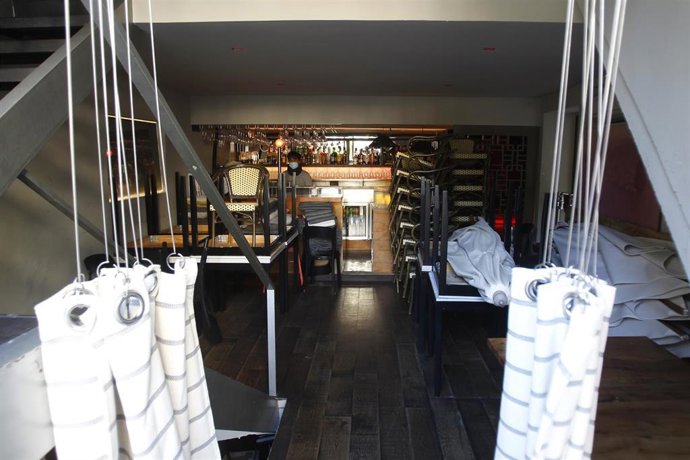 Un restaurante cerrado en Palma con motivo de las medidas sanitarias.