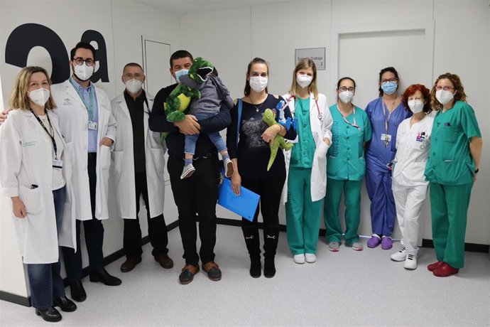 Cirujanos pediátricos del Materno Infantil de Málaga emplean la planificación quirúrgica virtual 3D para operar a un menor de dos años con tumor hepático