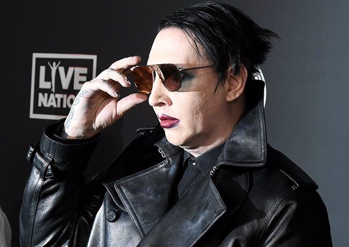 Marilyn Manson se queda sin discográfica y es eliminado de American Gods y Creepshow