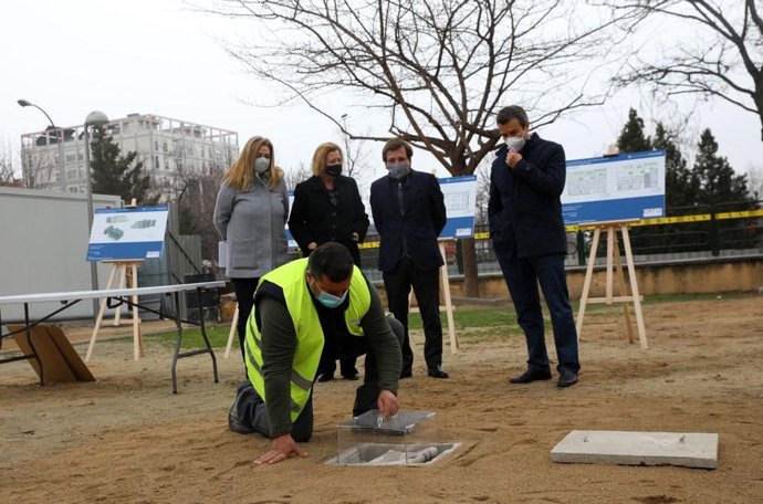 Colocan la primera piedra de la futura sede del Samur en el distrito de Retiro
