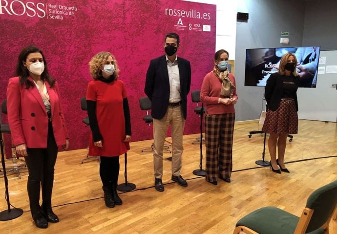 Presentación de la iniciativas educativas de ROSS