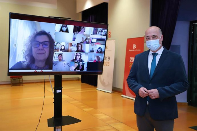 Antonio Ruiz ha asistido a la reunión telemátia de las diputaciones andaluzas por el 8 de Marzo.