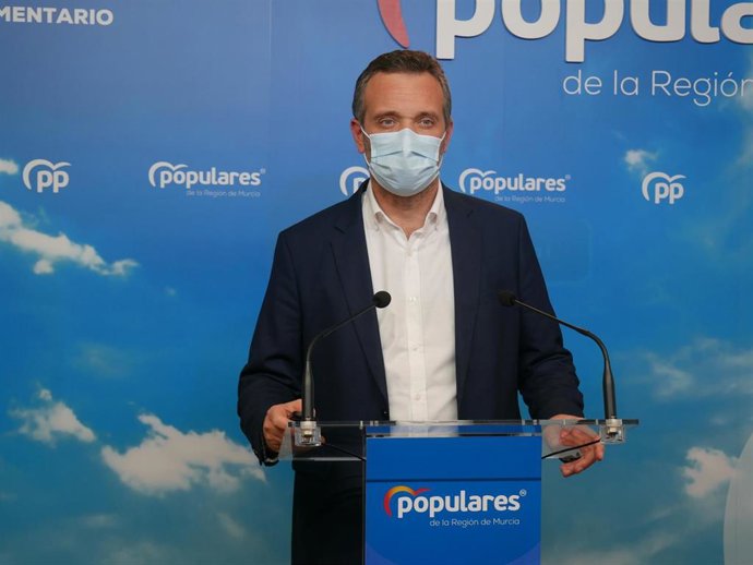 PP Murcia: "Que Conesa sea valiente por una vez y si tiene nombres de cargos del PP vacunados que los diga"
