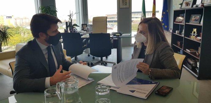 Beltrán Pérez con Marifrán Carazo