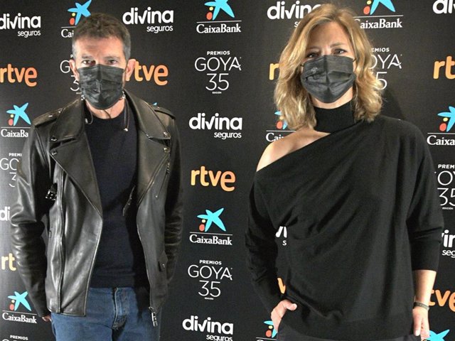 Antonio Banderas y María Casado, esta mañana en la Academia de Cine