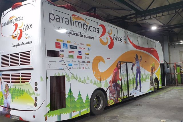El 'Bus Paralímpicos 25 Años' circulará por las calles de la Comunidad de Madrid para celebrar el cuarto de siglo del Comité Paralímpico Español (CPE)