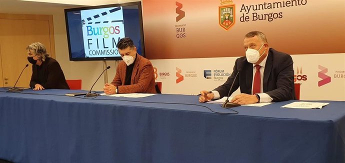 En el centro, Vicente Marañón y a su derecha Lorenzo Rodríguez.