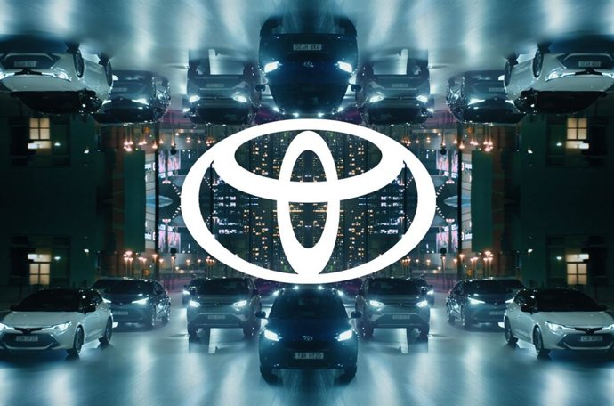 Nuevo logo de Toyota.