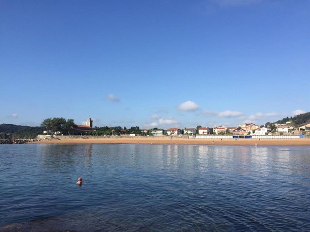 Playa de Luanco, en Gozón