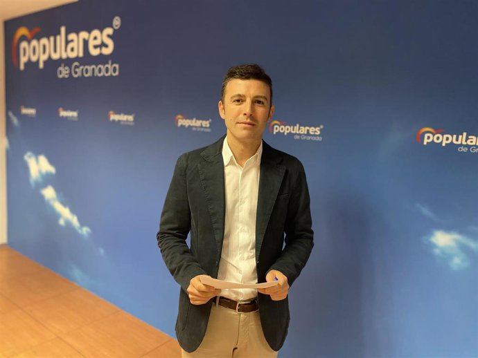 El secretario general del PP de Granada, Jorge Saavedra