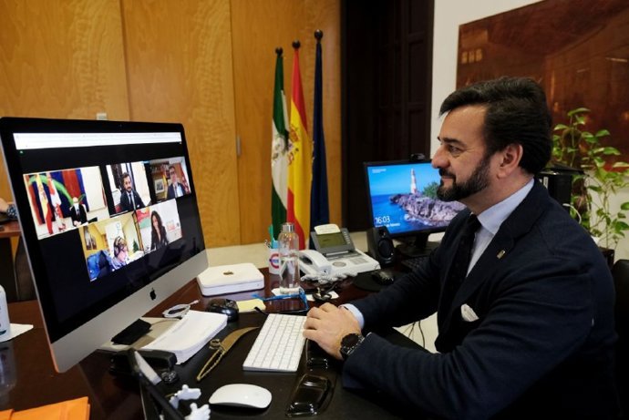 Andalucía busca vías para respaldar el turismo junto a Castilla y León, Galicia, Madrid y Murcia