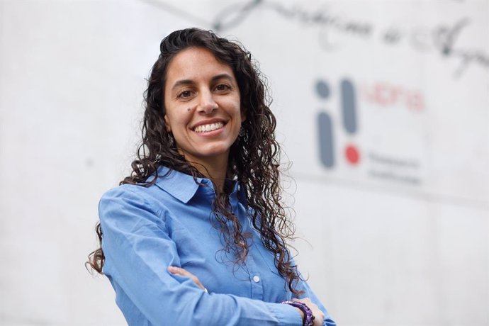 La investigadora postdoctoral de la UPNA Cristina Cadenas Sánchez, mejor investigadora joven por la revista 'Medicines'.