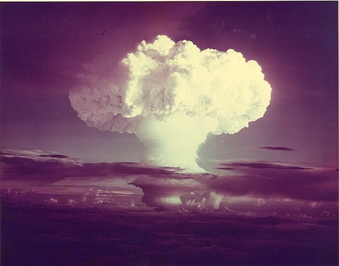 Detonación de la primera bomba de hidrógeno