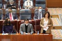 Ayuso urge a Vox a que dé su apoyo a los Presupuestos Regionales para que lleguen antes las ayudas a los ciudadanos