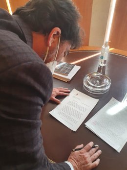 El alcalde reclama por escrito al ministro Ábalos la paralización de las obras para usar la antigua estación de Murcia como aparcadero de trenes de mercancías