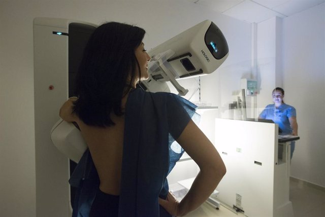 Mesa del Castillo incorpora la biopsia por vacío para afinar diagnóstico y tratamiento del cáncer de mama