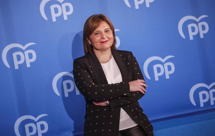 La presidenta del PP de la Comunidad Valenciana, Isabel Bonig, posa tras una entrevista concedida a Europa Press, en Valencia, Comunidad Valenciana, (España), a 14 de enero de 2021.