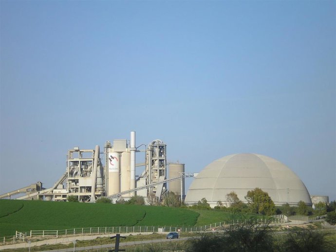 La fábrica Holcim de Jerez