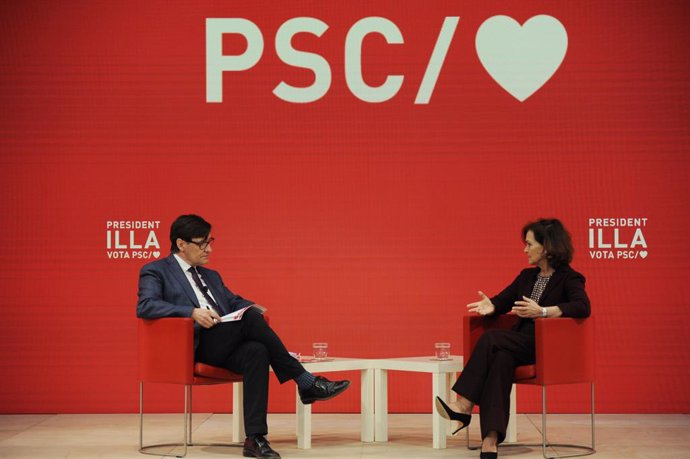 El candidat del PSC a la presidncia de la Generalitat, Salvador Illa, i la vicepresidenta del Govern central, Carmen Calvo.