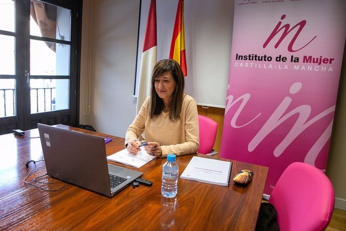 La directora del Instituto de la Mujer, Pilar Callado, durante su intervención den la comisión