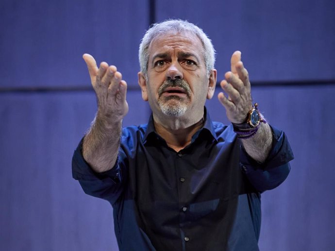 Carlos Sobera estrena "Asesinos todos" en el Teatro Reina Victoria
