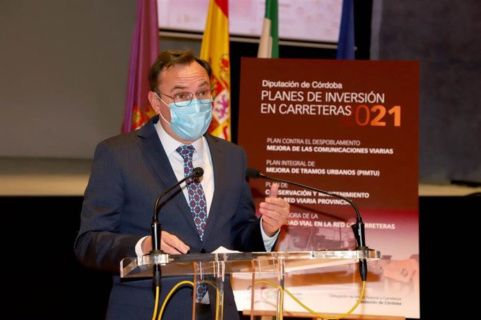 Francisco Palomares detalla las inversiones millonarias que hará la Diputación de Córdoba este año en las carreteras provinciales.