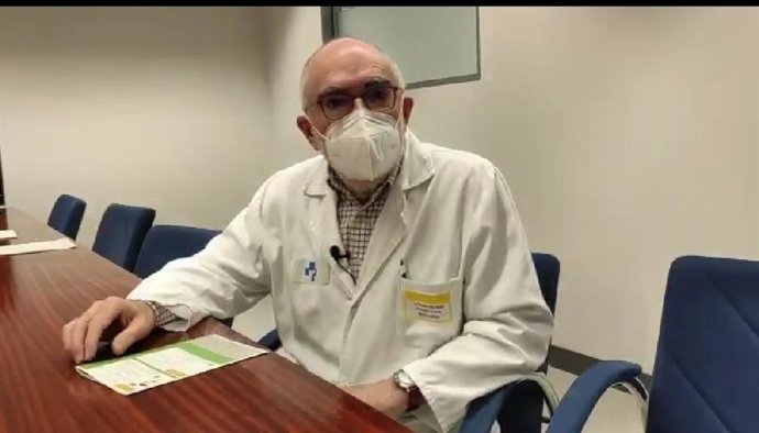 El director adjunto a la Gerencia del Servicio Riojano de Salud, Francisco Antón, informa de la situación del COVID