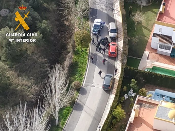 Detención de un hombre investigado por tentativa de homicidio de una joven a puñaladas