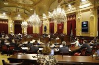 El Parlament asegura que ha potenciado la transparencia y se pone a disposición de los organismos competentes