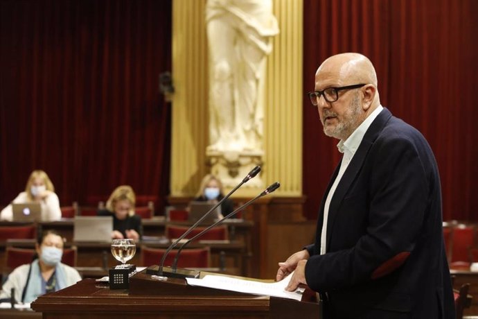 El portavoz de MÉS per Mallorca en el Parlament, Miquel Ensenyat.