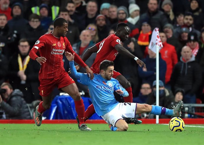 Bernando Silva en un Liverpool - Manchester City