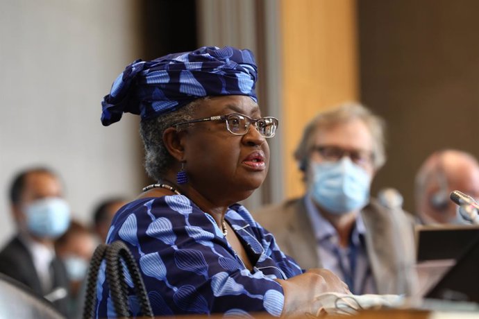 HANDOUT - 15 July 2020, Switzerland, Geneva: Nigerian economist, international development expert and candidate for General Director of the World Trade Organization (WTO) Ngozi Okonjo-Iweala delivers a speech at the General Council meeting during the el