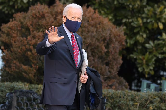 El president dels Estats Units, Joe Biden, abans de pujar a l'Air Force One aquest divendres.