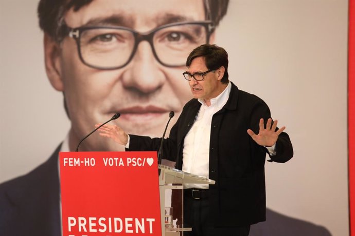 El candidat del PSC a les eleccions catalanes, Salvador Illa, durant un míting telemtic a Salou (Tarragona).