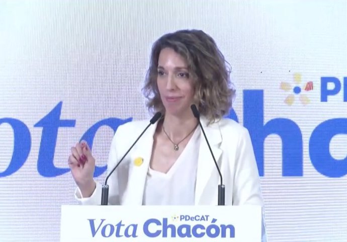 La candidata del PDeCAT a les eleccions catalanes del 14 de febrer, ngels Chacón