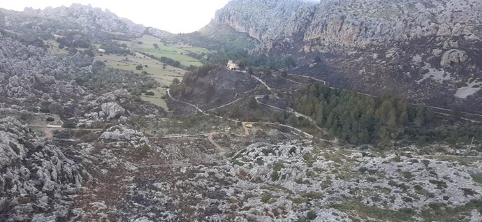 Finca de Ariant, donde tiene lugar el incendio forestal.