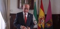 El alcalde de Málaga pide seguir bajando datos de COVID y no buscar en reuniones sociales alternativa al cierre de bares