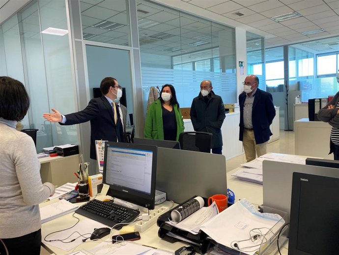 El consejero de Industria y director de Sodercan