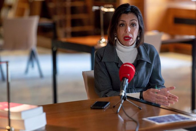 La presidenta del Parlamento de Andalucía, Marta Bosquet, durante la entrevista con Europa Press.