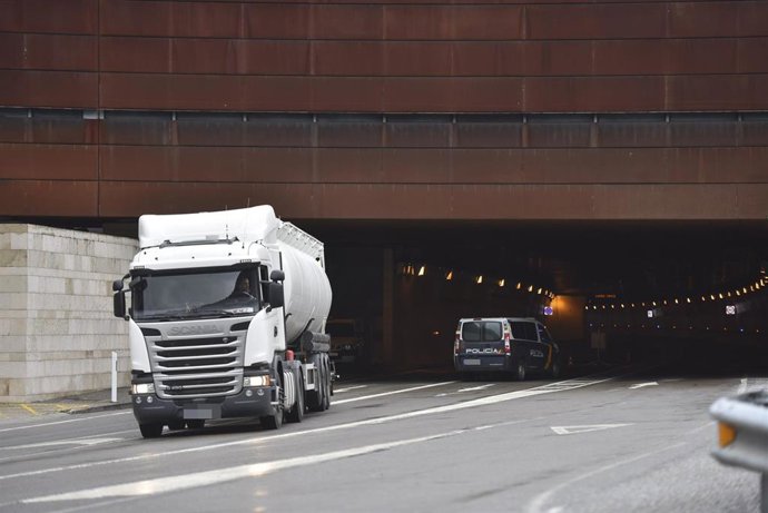 LA DGT realiza a partir de este lunes una campaña de control de camiones y autobuses en las carreteras aragonesas.