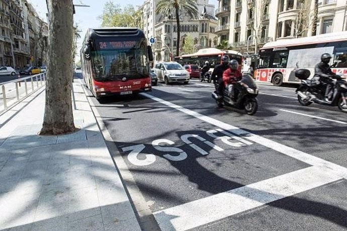 L'Ajuntament de Barcelona comena les obres de senyalització de l'avinguda Diagonal i la Gran Via