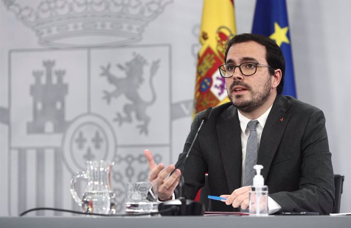 El ministre de Consum, Alberto Garzón, intervé durant una roda de premsa convocada davant els mitjans posterior al Consell de Ministres, a Madrid, a 19 de gener de 2021. 
