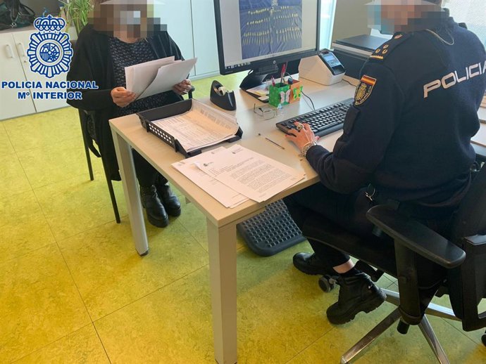 La Policía Nacional detiene a un matrimonio por el robo de joyas a ancianos a los que cuidaban