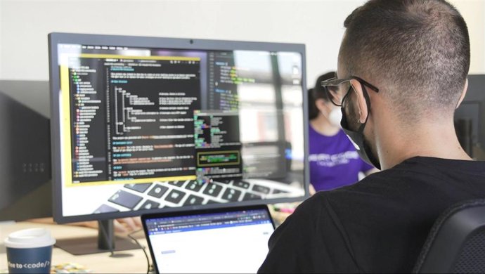 Un trabajador de SEAT:CODE